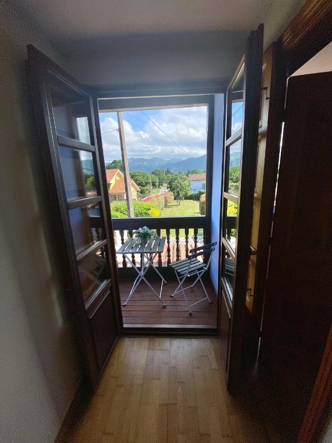 Villa Paraes Nava Екстериор снимка