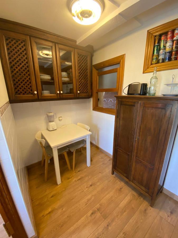 Villa Paraes Nava Екстериор снимка