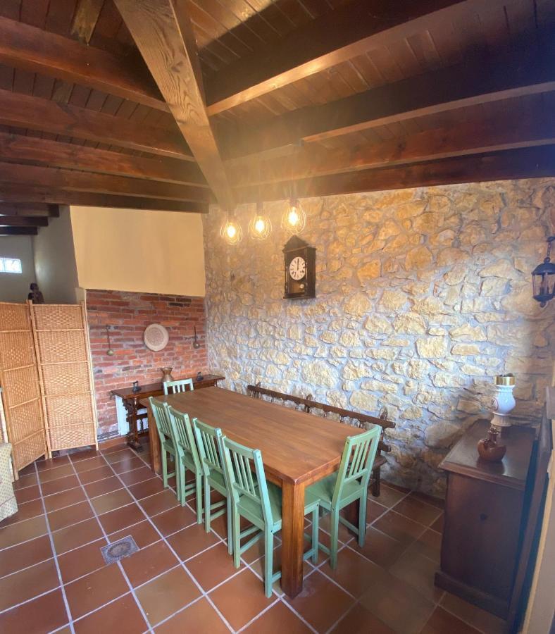 Villa Paraes Nava Екстериор снимка